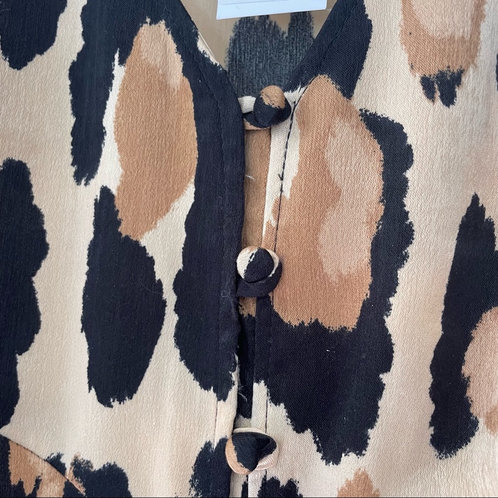 Topshop Satin Leopard Midi Dress with Balloon Sleeves - Picture 4 of 8